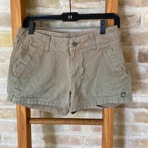 Vintage Nike ACG women’s hiking shorts in size 4